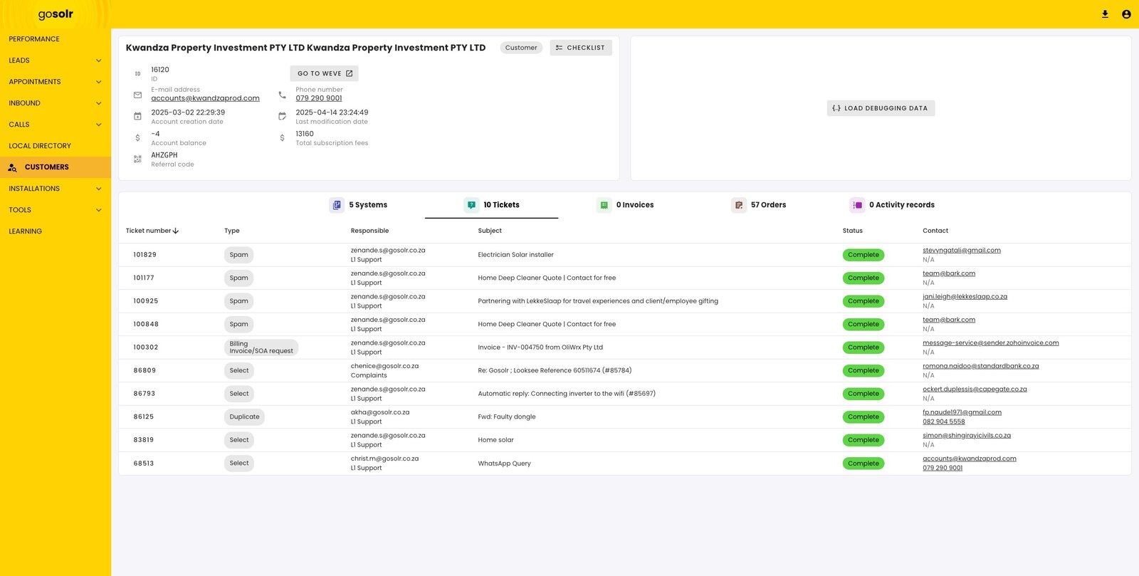 The same customer record on its tickets tab, listing ten support tickets with type, responsible queue, subject, status and contact.
